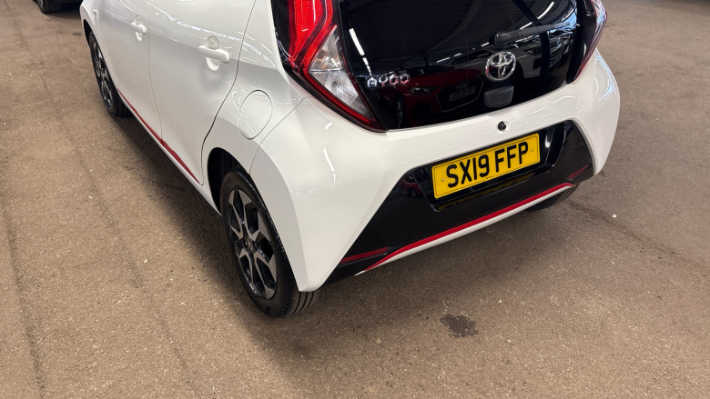 Toyota Aygo 1.0 VVT-i X-Trend 5dr Petrol Hatchback